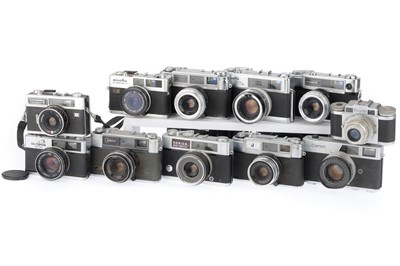 Lot 26 - A Mixed Selection of Cameras