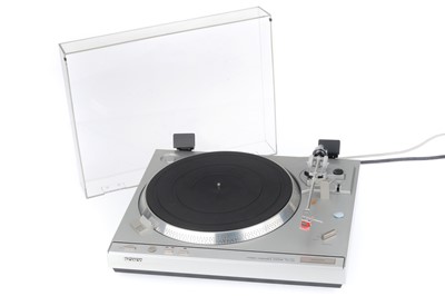 Lot 567 - A Sony PS-T33 Record Turntable