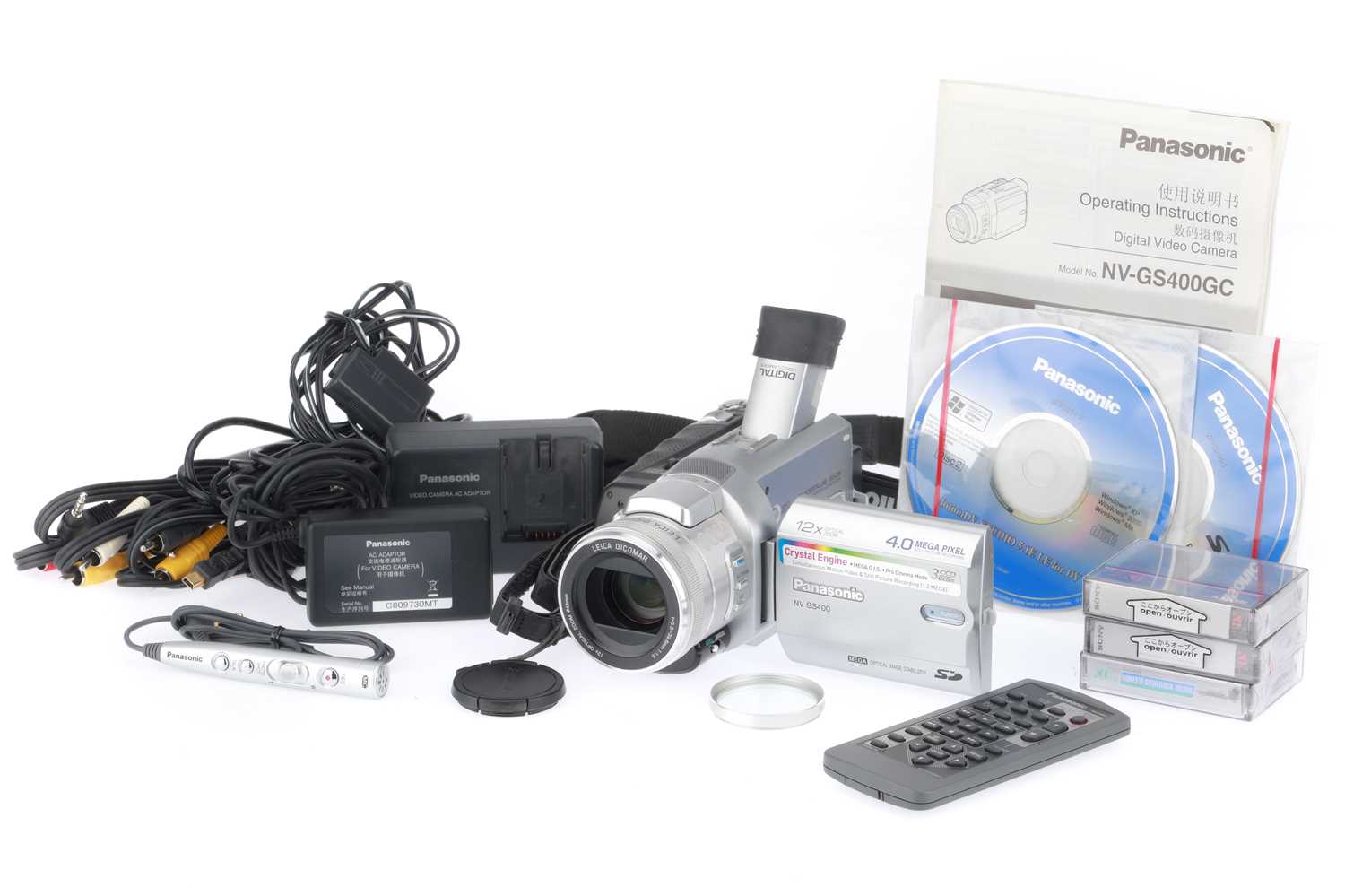 Lot 373 - A Panasonic NV-GS400 DV Camcorder