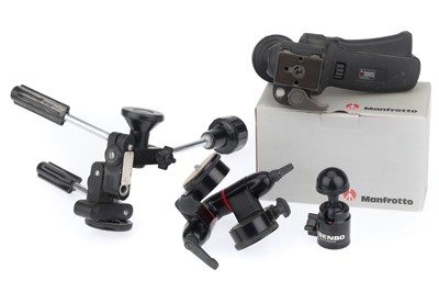 Lot 405 - A Selection of Tripod Heads