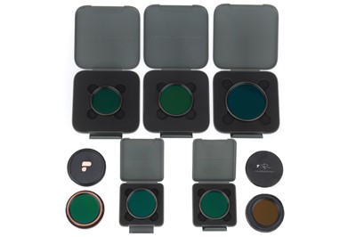 Lot 414 - A Selection of Polarising Filters By Everyday