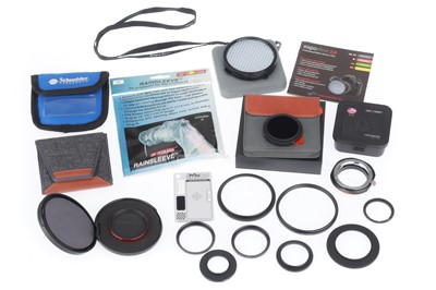 Lot 15 - A Selection of Photographic Accessories