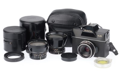 Lot 195 - A Rolleiflex SL26 Camera Outfit