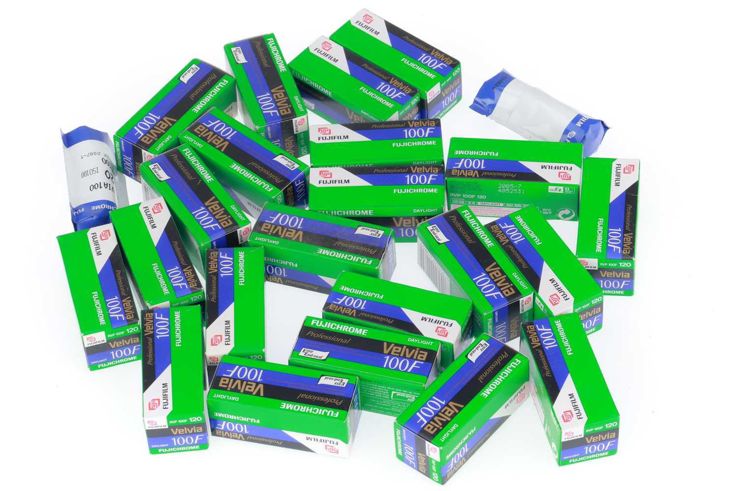 Lot 462 - A Quantity of Expired Fujifilm Velvia 100F Roll Film