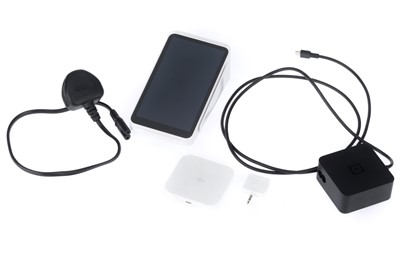 Lot 527 - A Selection of Square Business Solutions Payment Devices