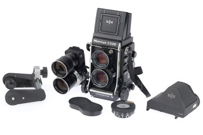 Lot 141 - A Mamiya C330 Professional Medium Format TLR Camera