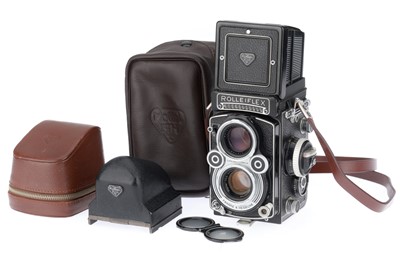 Lot 143 - A Rolleiflex 3.5F Medium Format TLR Camera