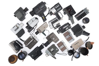 Lot 352 - A Tray of Cine Cameras