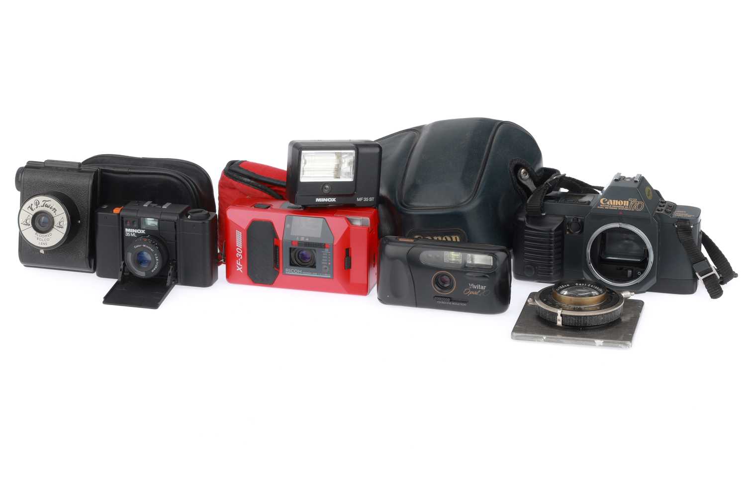 Lot 27 - A Mixed Selection of Cameras