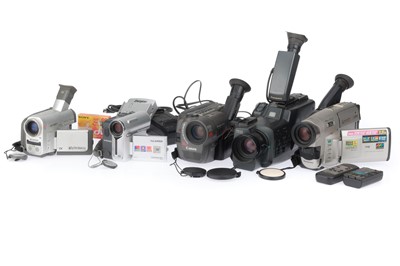 Lot 544 - A Group of Video Camcorders