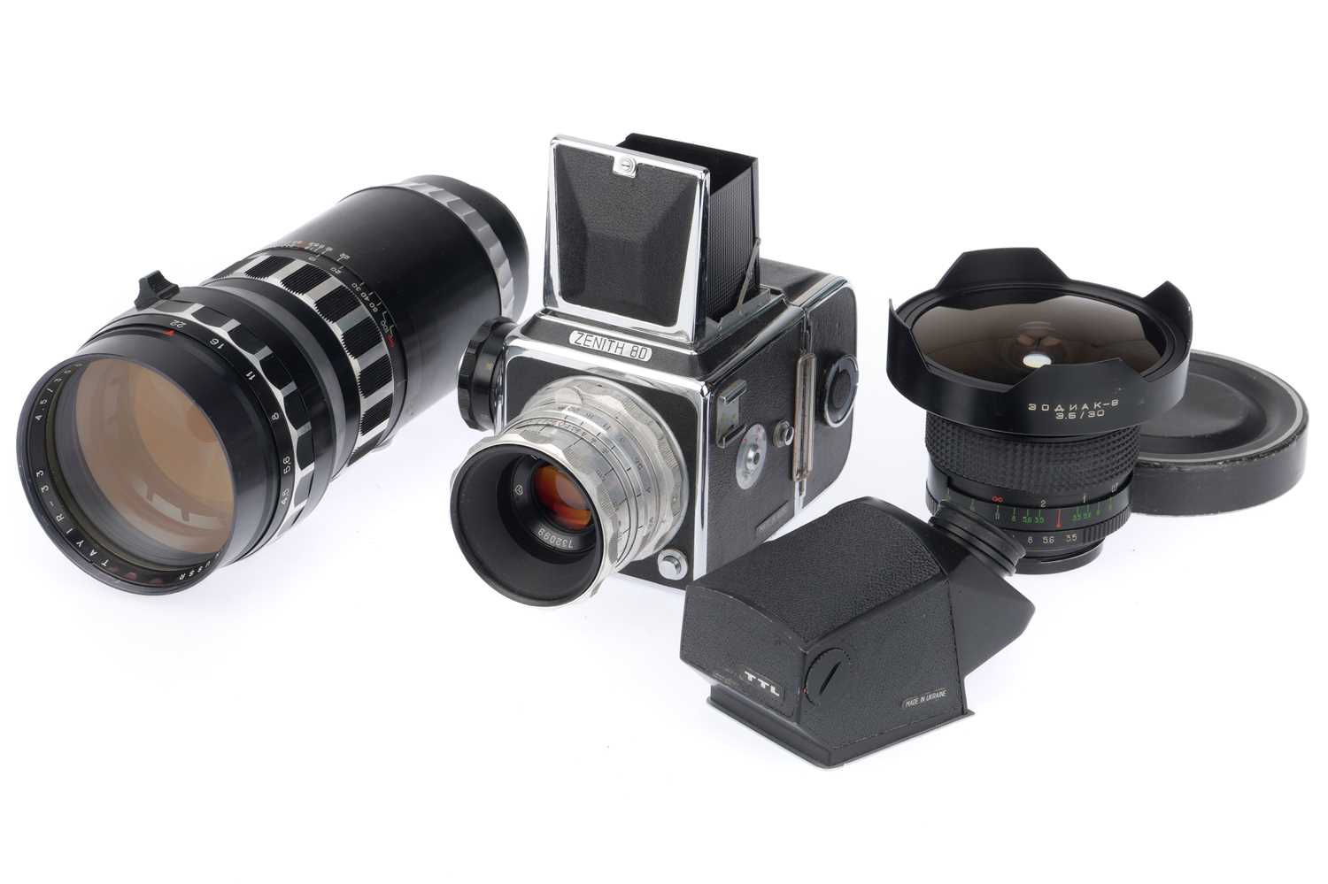 Lot 146 - A Zenith 80 Medium Format Camera Outfit
