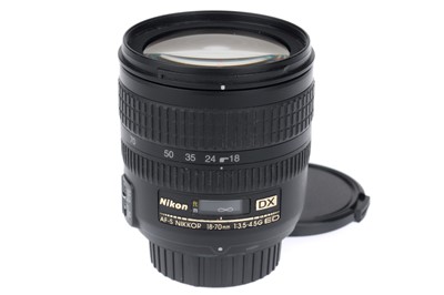 Lot 296 - A Nikon Nikkor AF-S 18-70mm ED Lens
