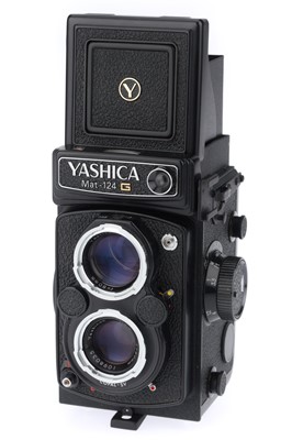 Lot 331 - A Yashica Mat-124G TLR Medium Format Camera