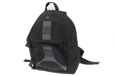 Lot 561 - A Lowepro Slingshot 300AW Camera Bag