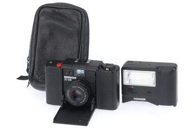 Lot 194 - A Minox BL Sub-miniature Camera
