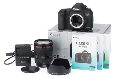 Lot 217 - A Canon EOS 5D MkIII Digital SLR Camera