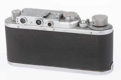 Lot 3 - A Leica II 35mm Rangefinder Camera