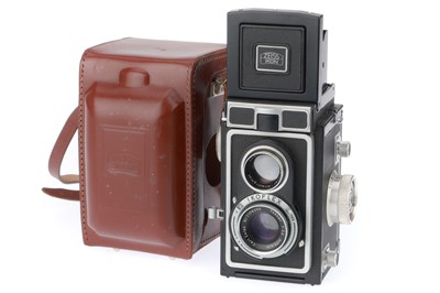 Lot 322 - black, body VG-E, shutter fires but sticky at...