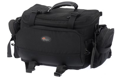 Lot 590 - A Lowepro Compact AW Camera Bag