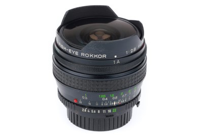 Lot 490 - A Minolta MD Fish-Eye Rokkor f/2.816mm Lens