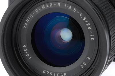 Lot 40 - A Leica R5 35mm SLR Camera