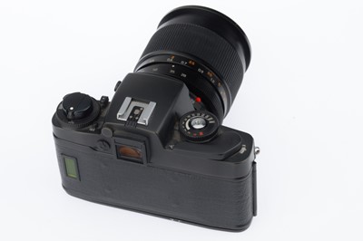 Lot 40 - A Leica R5 35mm SLR Camera