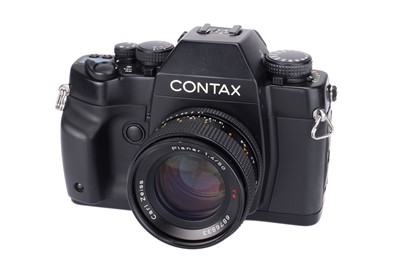 Lot 216 - A Contax RX SLR Camera Outfit