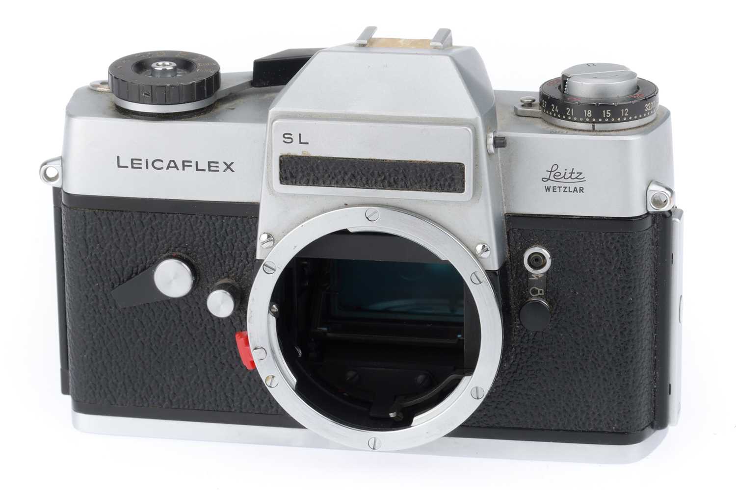 Lot 42 - A Leica Leicaflex 35mm SLR Camera Body
