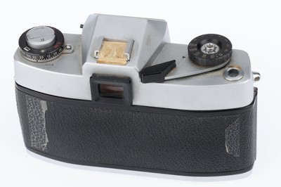 Lot 42 - A Leica Leicaflex 35mm SLR Camera Body