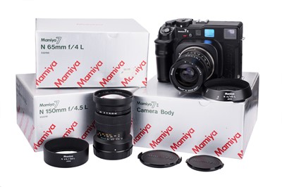 Lot 327 - A Mamiya 7 II Medium Format Rangefinder Camera