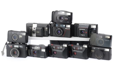 Lot 189 - A Mixed Group of Compact Cameras