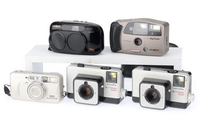 Lot 190 - A Group of Minolta Compact Cameras