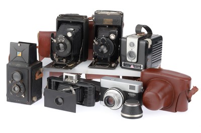 Lot 434 - A Mixed Group of Cameras
