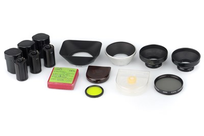 Lot 622 - A Selection of Zeiss Ikon Lens Hoods and Film Cartridges