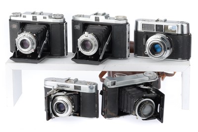 Lot 429 - A Group of German 35mm Cameras