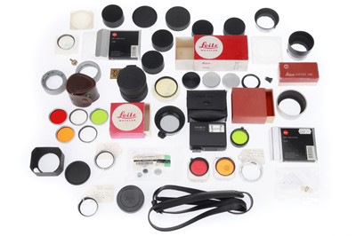 Lot 62 - A Good Selection of Leitz Wetzlar Accessories and Filters