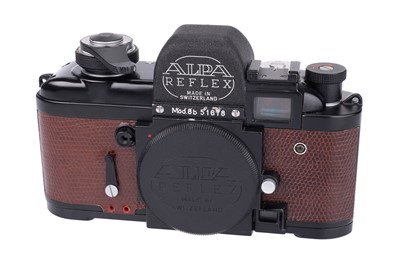 Lot 186 - A Pignons Alpa Mod. 8b Lizard Skin Camera Body