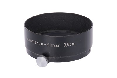 Lot 68 - A Leitz FOOKH Lens Hood