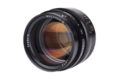 Lot 43 - A Leitz Noctilux-M f/1 50mm Lens