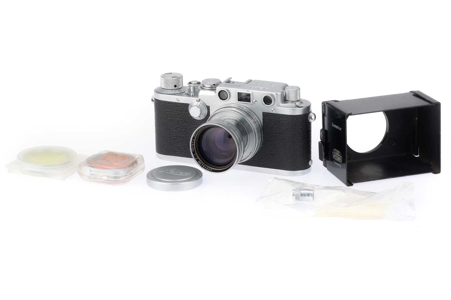 Lot 1 - A Leica IIIf 35mm Rangefinder Camera