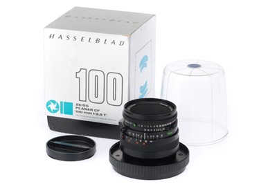 Lot 265 - A Hasselblad Zeiss Planar CF f/3.5T 100mm Lens