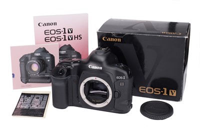 Lot 169 - A Canon EOS 1V SLR Camera Body
