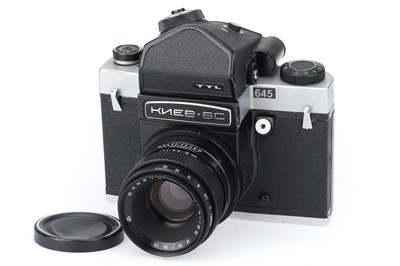 Lot 240 - A Kiev 6C Medium format SLR Camera