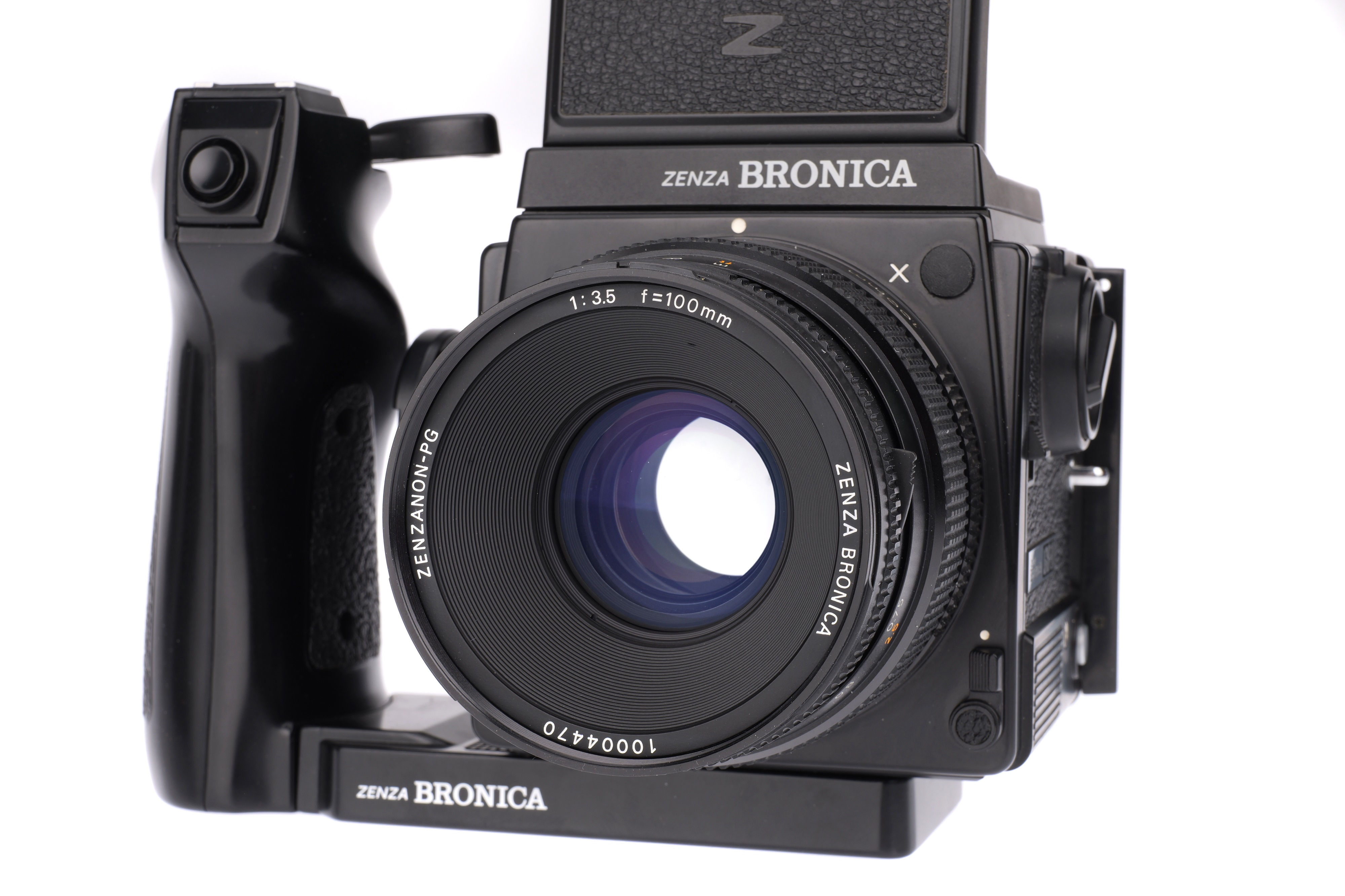 Lot 307 - A Zenza Bronica GS-1 Medium Format Camera,