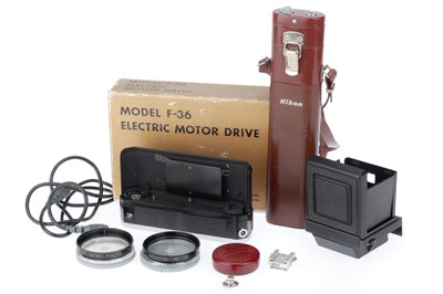 Lot 591 - A Selection of Mixed Photographica