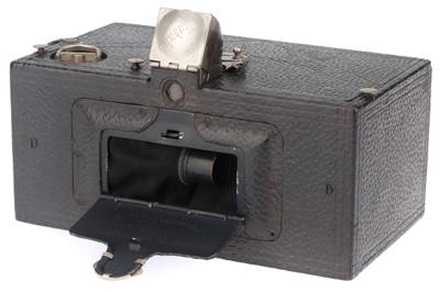 Lot 389 - A Kodak Panoram Model D Camera