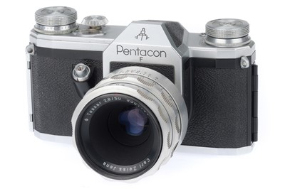 Lot 107 - A Pentacon F 35mm SLR Camera