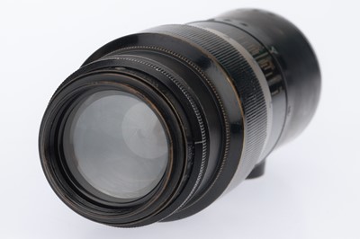 Lot 12 - A Pair of Leitz Wetzlar Telephoto Lenses