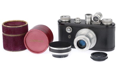 Lot 122 - A Corfield Periflex I 35mm Camera