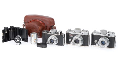 Lot 131 - A Group of Robot Compact Cameras